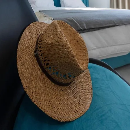 Гостевой дом 23apartments 3*